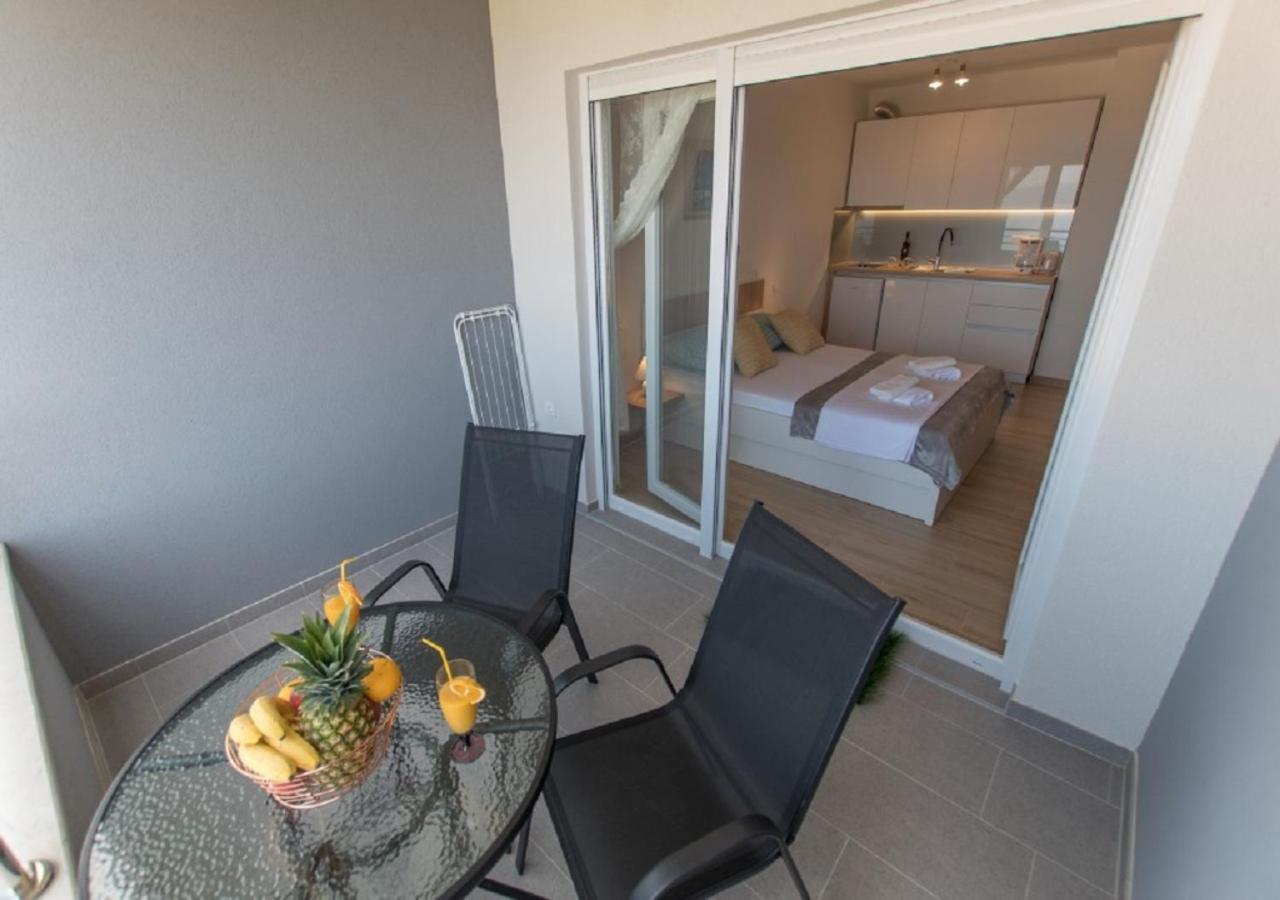 Seaview Apartments Oscar ماكارسكا المظهر الخارجي الصورة