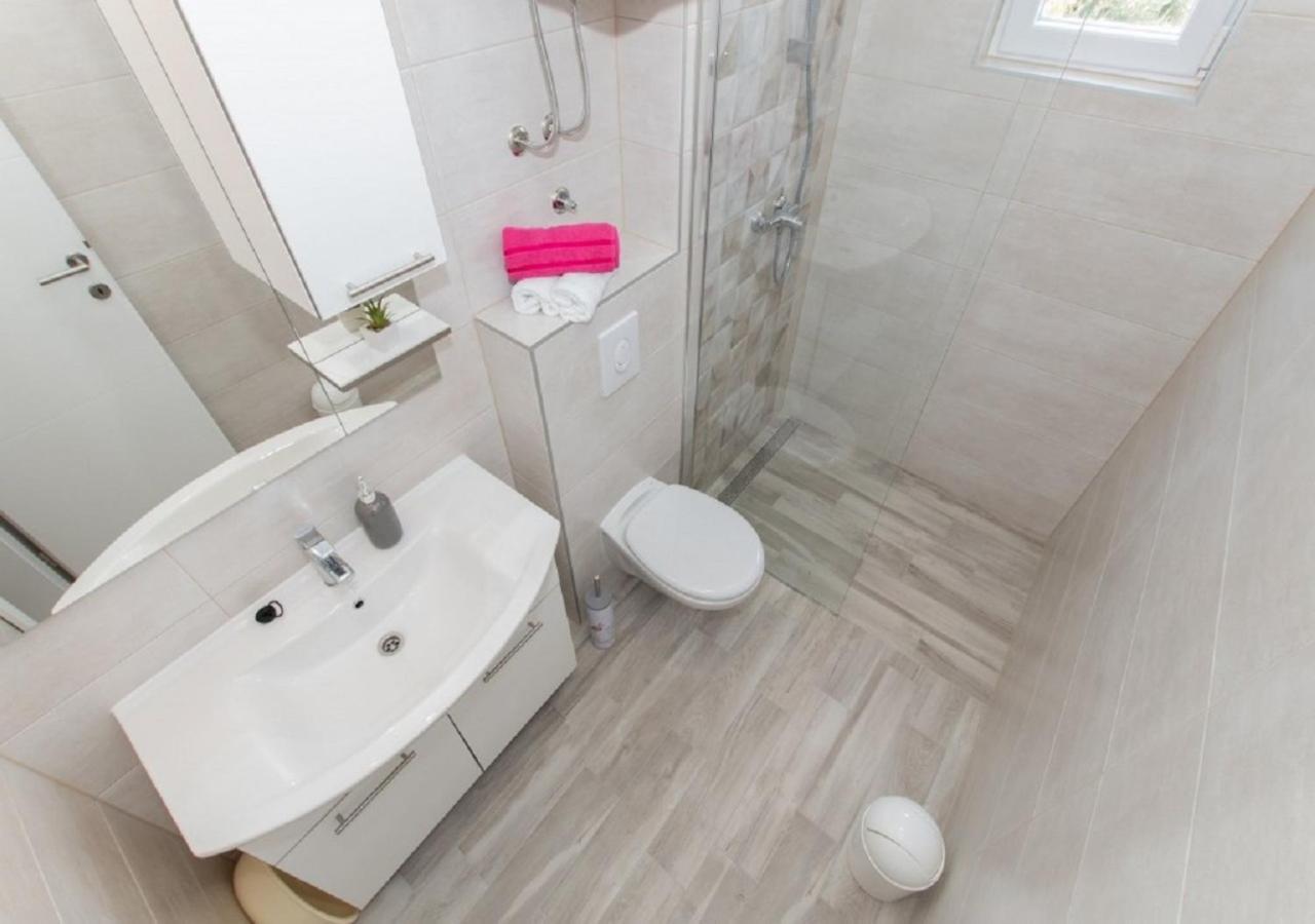 Seaview Apartments Oscar ماكارسكا المظهر الخارجي الصورة