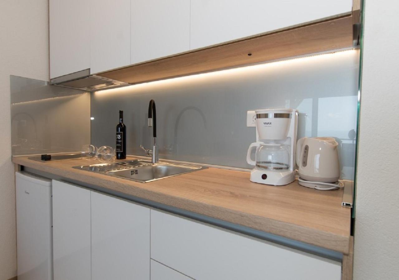 Seaview Apartments Oscar ماكارسكا المظهر الخارجي الصورة