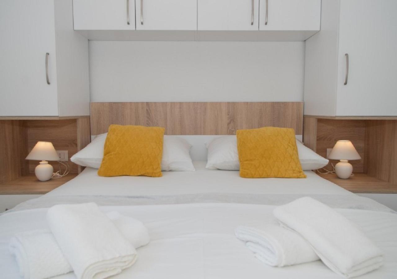 Seaview Apartments Oscar ماكارسكا المظهر الخارجي الصورة